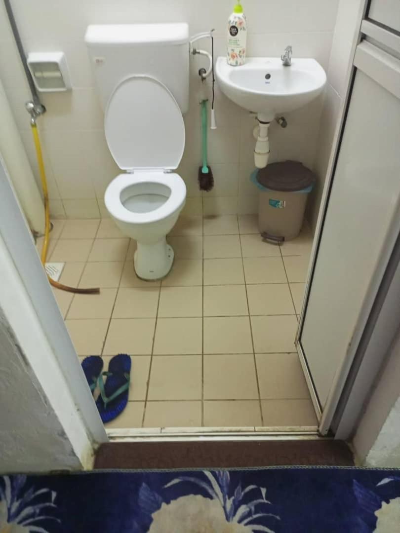 Homestay Budget Ampang For Malay Exterior photo